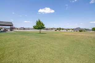 105 Legacy Downs Dr, Fort Worth, TX 76126 - Photo 33