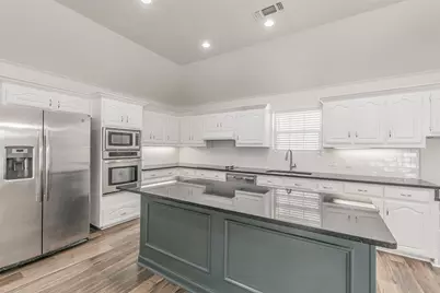 2414 Green Park Drive, Arlington, TX 76017 - Photo 13