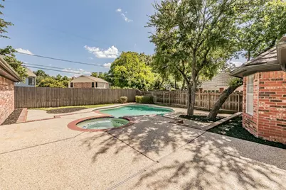 2414 Green Park Drive, Arlington, TX 76017 - Photo 33