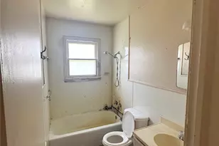 106 Benton St, Nocona, TX 76255 - Photo 9