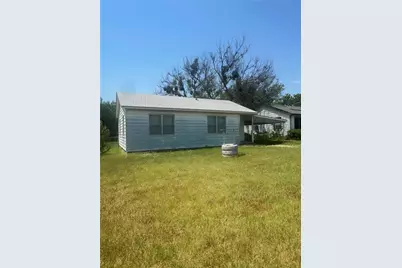 106 Benton Street, Nocona, TX 76255 - Photo 1