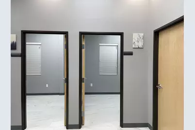 2505 S Great Southwest Parkway, Grand Prairie, TX 75052 - Photo 11