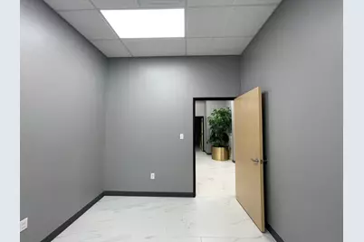 2505 S Great Southwest Parkway, Grand Prairie, TX 75052 - Photo 19