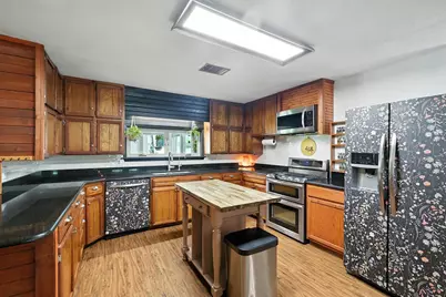 470 Wildwood Trail, Weatherford, TX 76085 - Photo 11