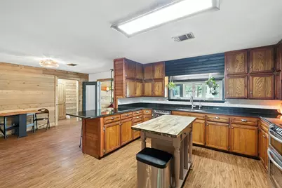 470 Wildwood Trail, Weatherford, TX 76085 - Photo 13