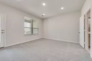 8055 Challenger Ln, Frisco, TX 75034 - Photo 29