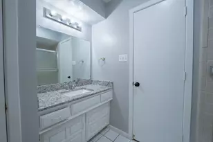 5406 Kingfisher Rd, Garland, TX 75043 - Photo 7