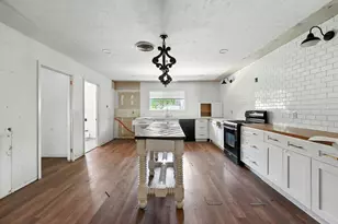 2304 Royal Acres Dr, Denton, TX 76209 - Photo 7