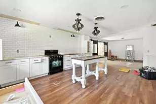 2304 Royal Acres Dr, Denton, TX 76209 - Photo 9