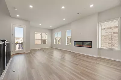 8111 Challenger Street, Frisco, TX 75034 - Photo 7