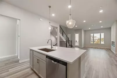 8135 Challenger Lane, Frisco, TX 75034 - Photo 5