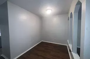 219 Fry St, Denton, TX 76201 - Photo 5