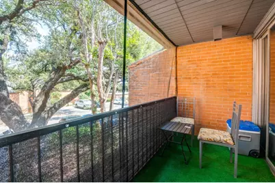 552 E Avenue J #D, Grand Prairie, TX 75050 - Photo 7