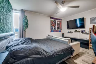 552 E Avenue J, Grand Prairie, TX 75050 - Photo 9