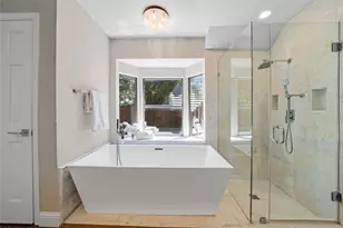 817 Shady Lake Dr, Bedford, TX 76021 - Photo 23