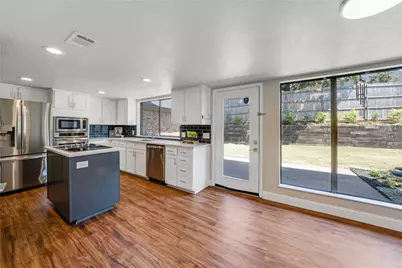 817 Shady Lake Drive, Bedford, TX 76021 - Photo 17