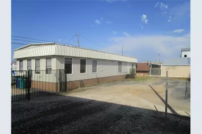 418 W Main Street, Gunter, TX 75058 - Photo 3