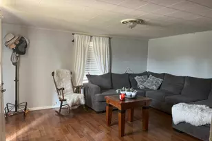 407 W Maple St, Celina, TX 75009 - Photo 5