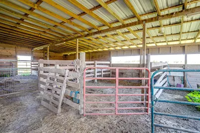 1041 County Road 310A, Cleburne, TX 76031 - Photo 15