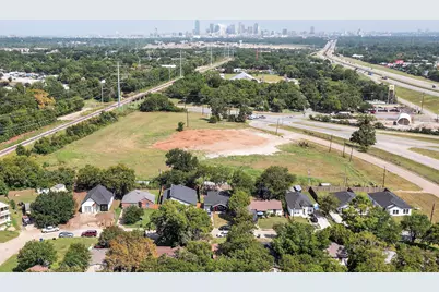 3901 Le May Avenue, Dallas, TX 75216 - Photo 13