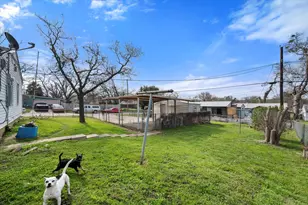 1622 Dale Dr, Arlington, TX 76010 - Photo 21