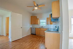 1709 E Chaffin St, Sherman, TX 75090 - Photo 11