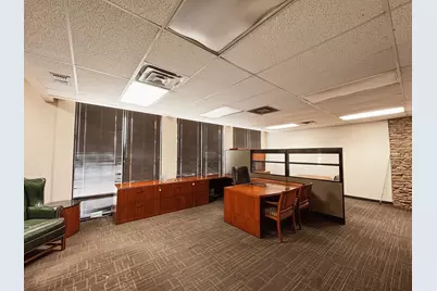 702 W Pearl Street, Granbury, TX 76048 - Photo 3