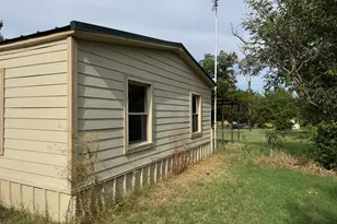 608 N Browning St, Seymour, TX 76380 - Photo 5