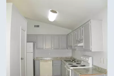 2227 Nantucket Village Drive, Dallas, TX 75227 - Photo 3