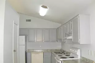 2227 Nantucket Village Dr, Dallas, TX 75227 - Photo 3