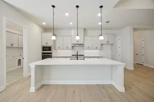 1016 Sunflower St, Crowley, TX 76036 - Photo 13