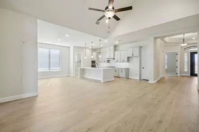 1016 Sunflower Street, Crowley, TX 76036 - Photo 19