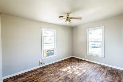 202 N Sycamore, Malone, TX 76660 - Photo 13