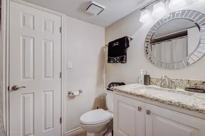 213 Cimarron Trail #2, Irving, TX 75063 - Photo 15