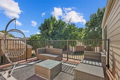 213 Cimarron Trail #2, Irving, TX 75063 - Photo 11