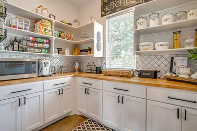 312 Pear Valley Lane, Burleson, TX 76028 - Photo 15