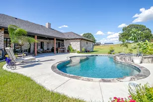 312 Pear Valley Ln, Burleson, TX 76028 - Photo 39