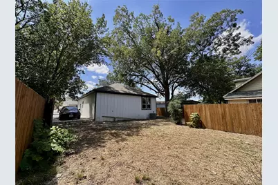 1007 E Broadway Street, Gainesville, TX 76240 - Photo 39