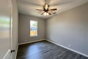 1007 E Broadway St, Gainesville, TX 76240 - Photo 15