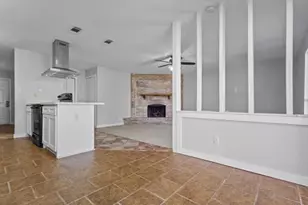 7319 Hedge Dr, Dallas, TX 75249 - Photo 9