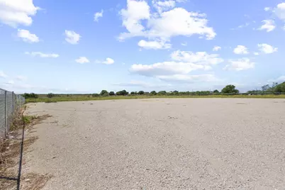 11416 Hames Road, Pilot Point, TX 76258 - Photo 3