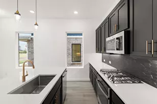 713 Kerrville Ln, Plano, TX 75075 - Photo 5