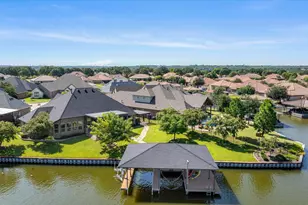 1203 Huntington Cove Ct, Granbury, TX 76048 - Photo 31