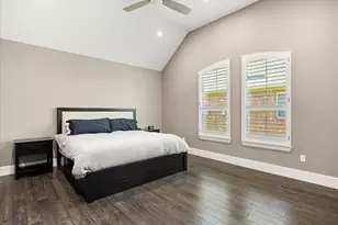 1203 Huntington Cove Ct, Granbury, TX 76048 - Photo 17