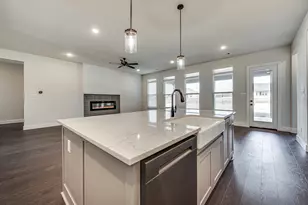 4021 Lagos Dr, Midlothian, TX 76065 - Photo 7