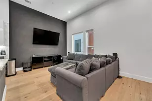 4208 Live Oak St, Dallas, TX 75204 - Photo 13