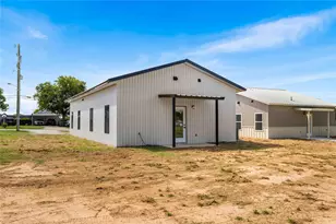 1107 E Navarro Ave, Mart, TX 76664 - Photo 31