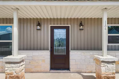 1105 E Navarro Avenue, Mart, TX 76664 - Photo 5