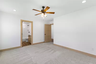 1105 E Navarro Avenue, Mart, TX 76664 - Photo 23