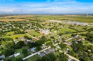 1105 E Navarro Ave, Mart, TX 76664 - Photo 35